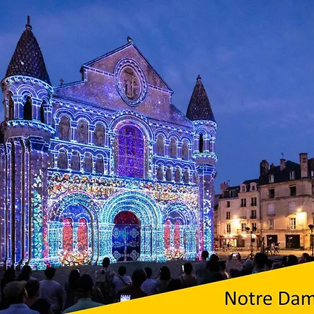 Le Girouard - City Center - Private Parking - Wifi, Netflix Poitiers Buitenkant foto
