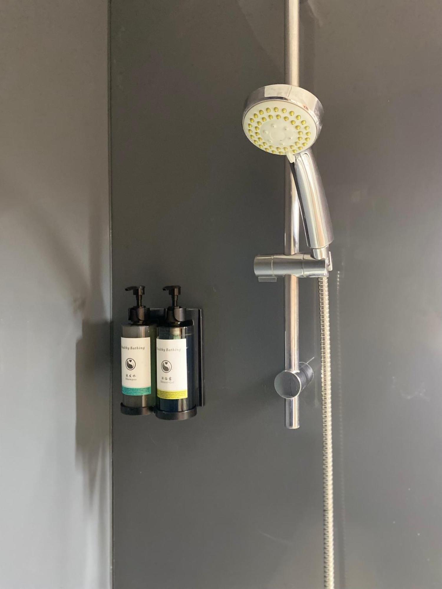 Le Girouard - Center - Private Parking - Wifi, Netflix Poitiers